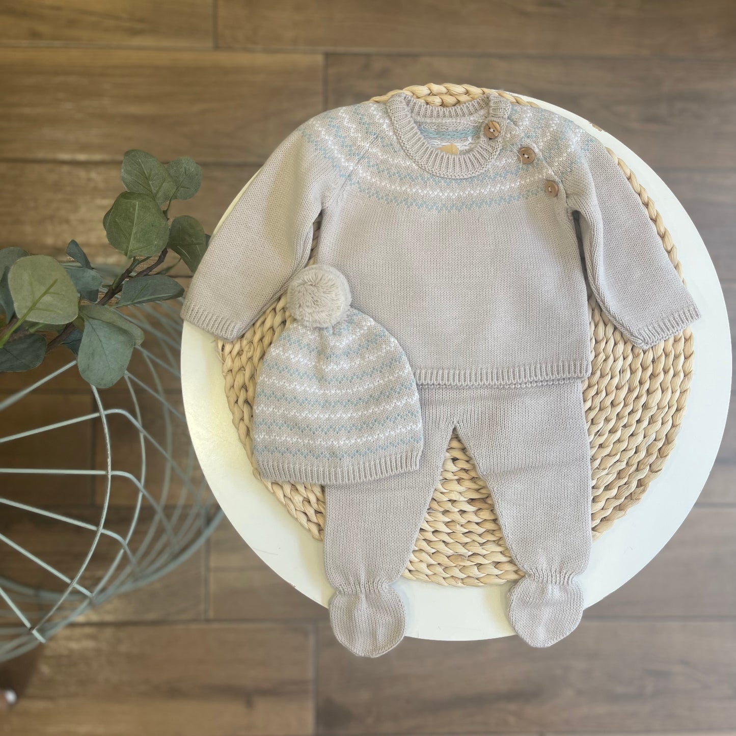 Tutina invernale spezzata con cappellino