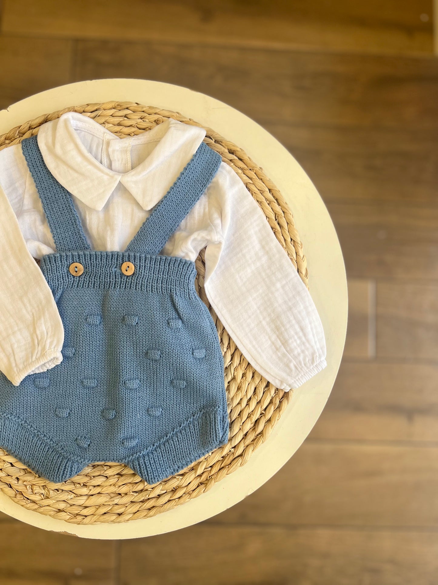 Completo camicia e salopette Azafata