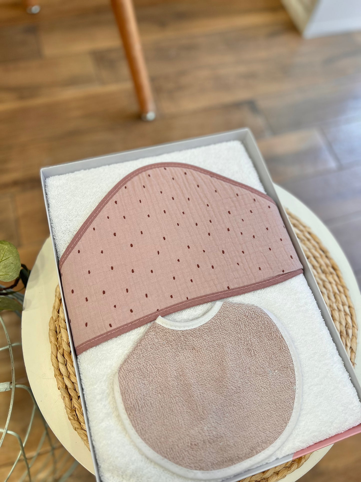 Accappatoio triangolo con bavetta Maquillage