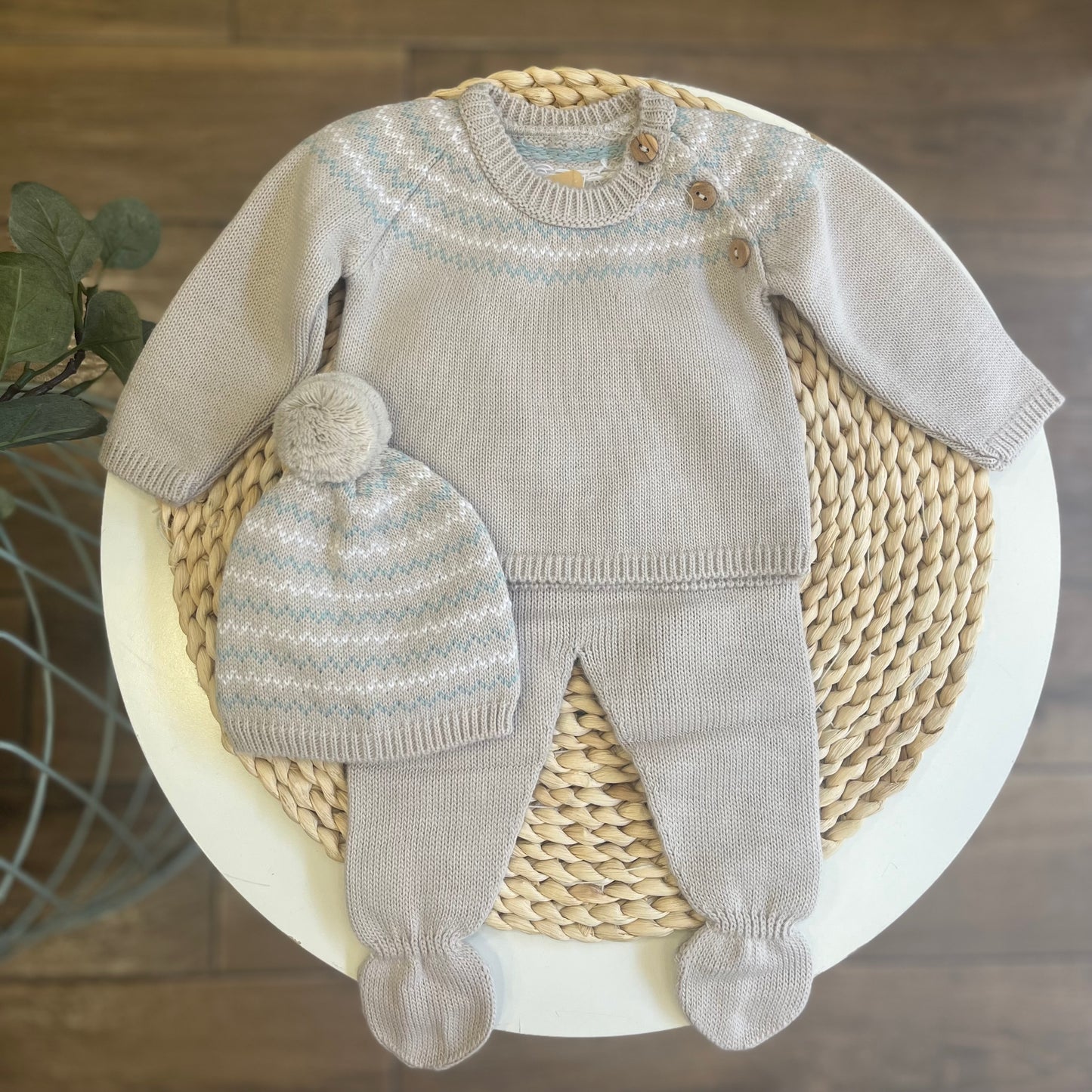 Tutina invernale spezzata con cappellino