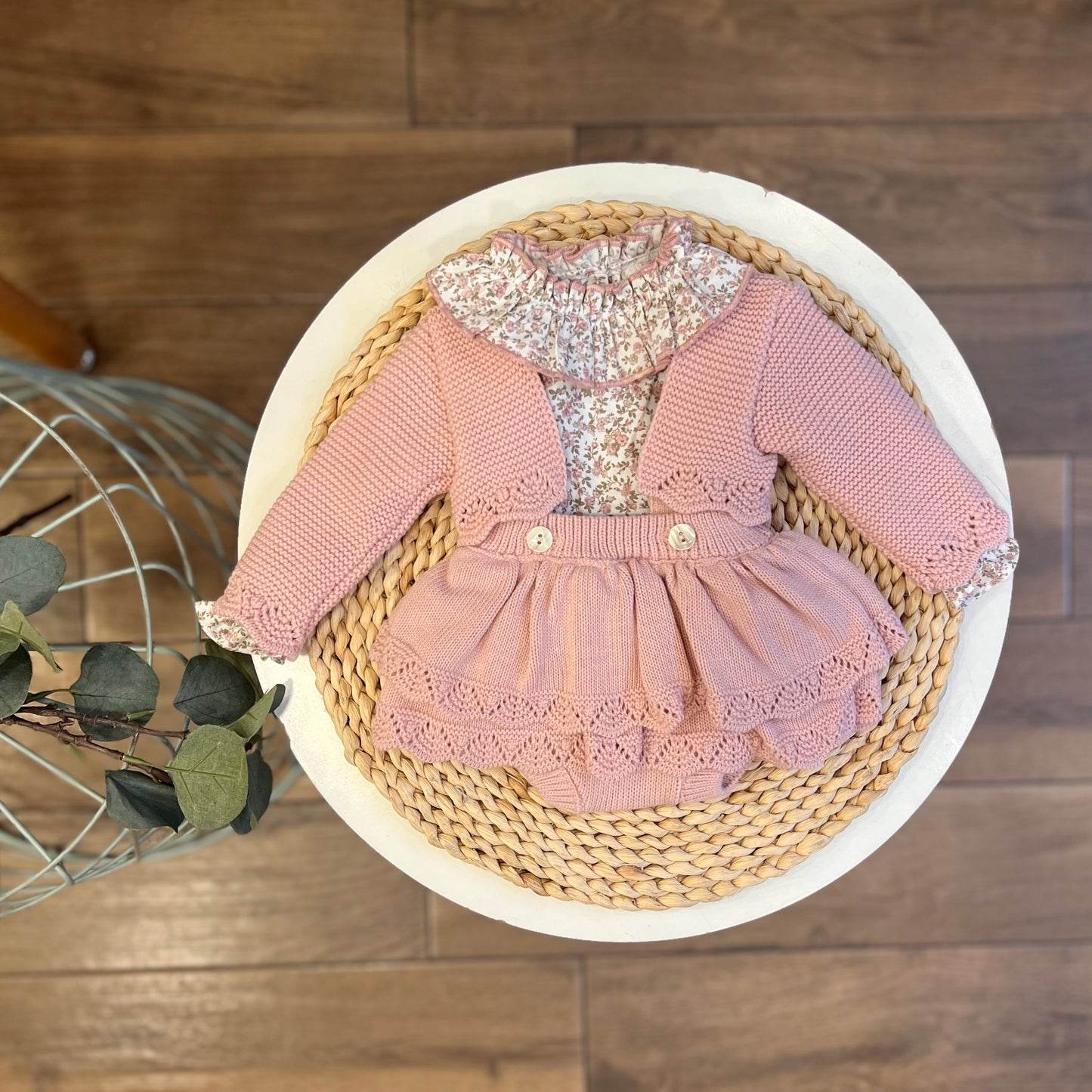 Completo camicina, cardigan e salopette Maquillage