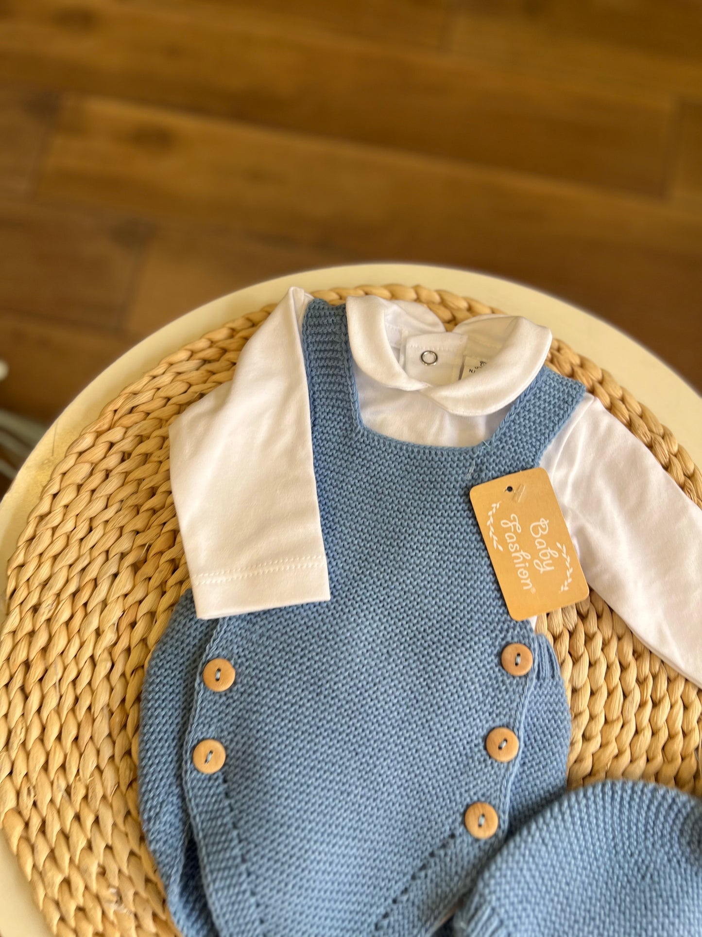 Set cappellino,body e pagliaccetto in maglia