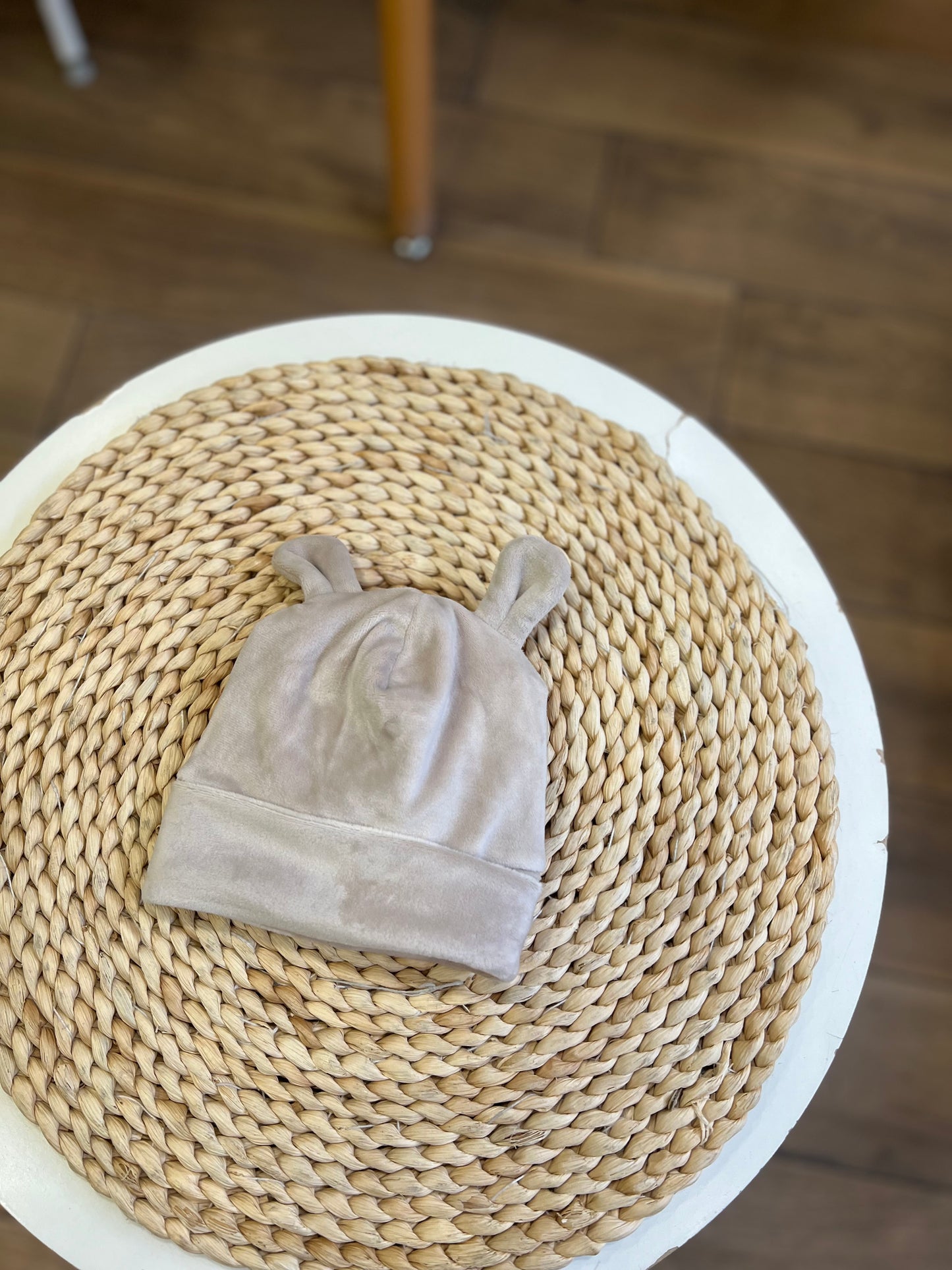 Cappellino ciniglia beige