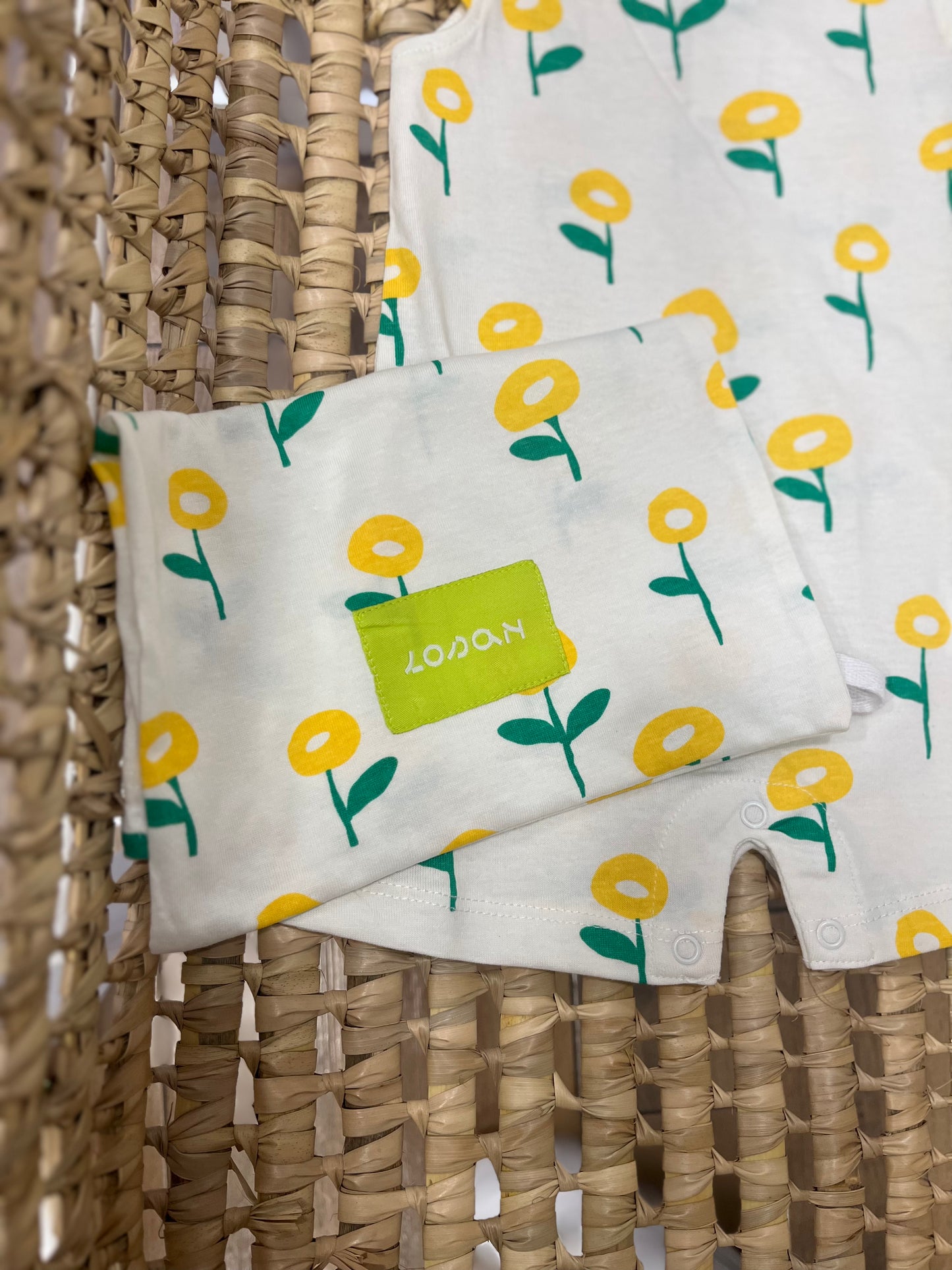 Pagliaccetto con sacchetto omaggio