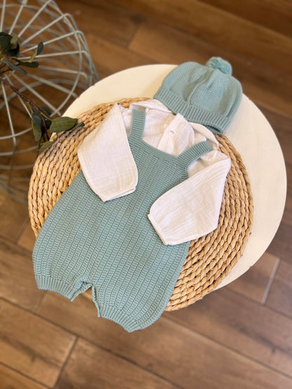 Completo invernale camicia, salopette e cappellino Menta