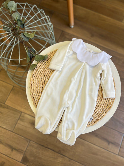 Tutina in ciniglia con colletto nuvola Bianco