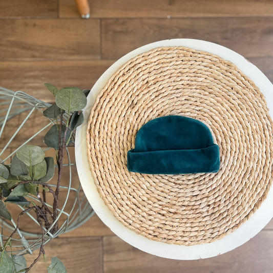 Cappellino in ciniglia ottanio