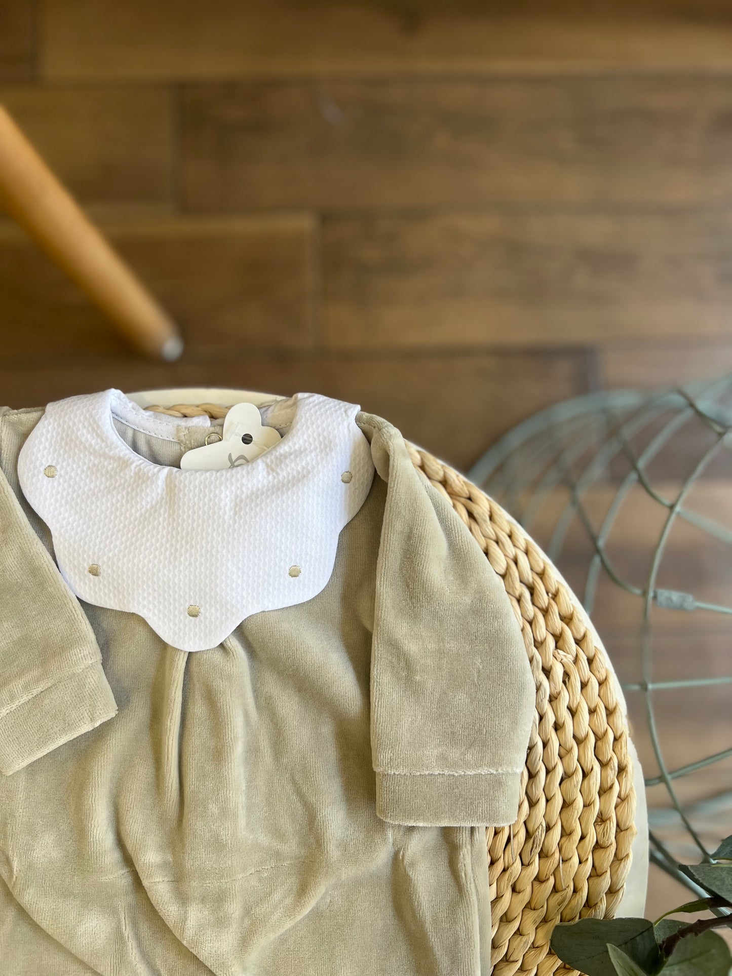 Tutina in ciniglia con colletto Nuvola Pois