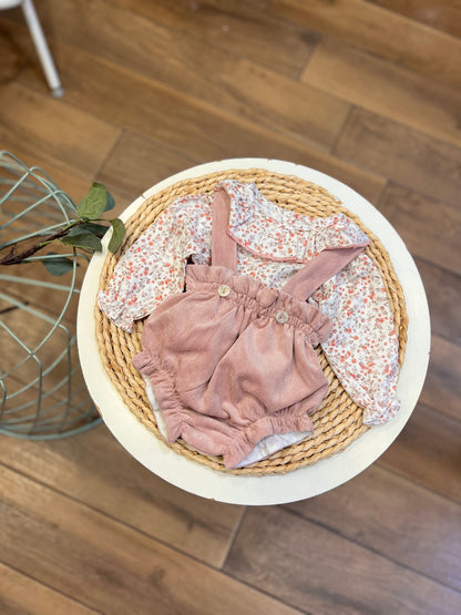 Completo salopette a costine e camicia