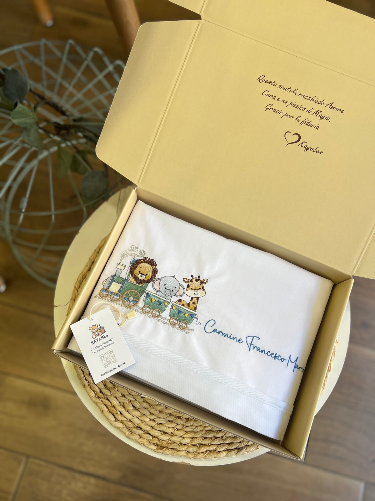 Set lenzuolino carrozzina personalizzato con disegno e nome ricamato