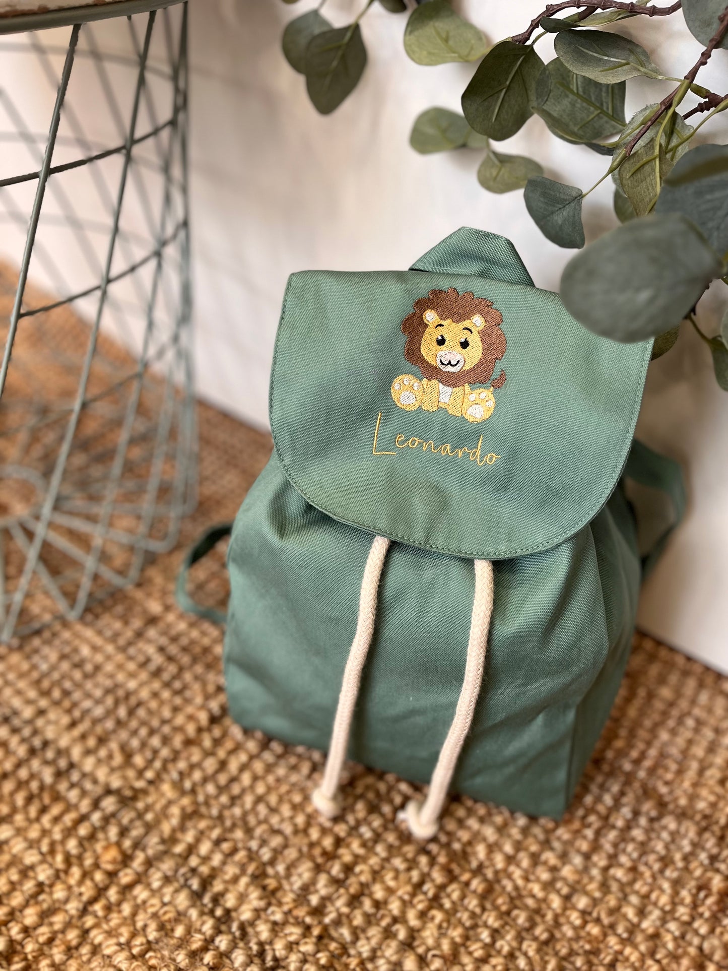 Zainetto personalizzato in cotone organico con disegno e nome ricamato