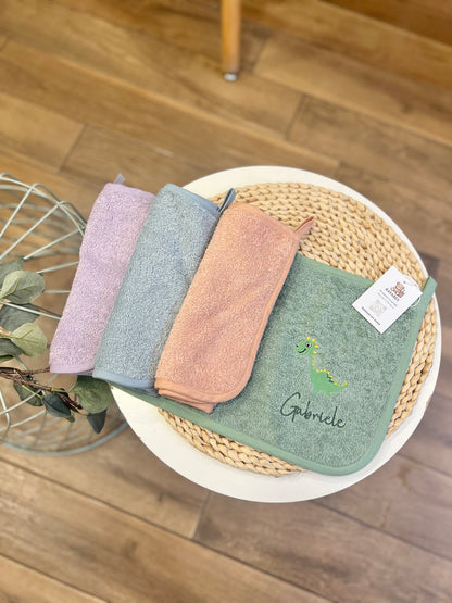 Towel School personalizzata con ricamo