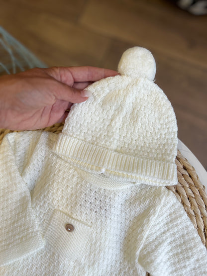 Completo invernale con cappellino Latte