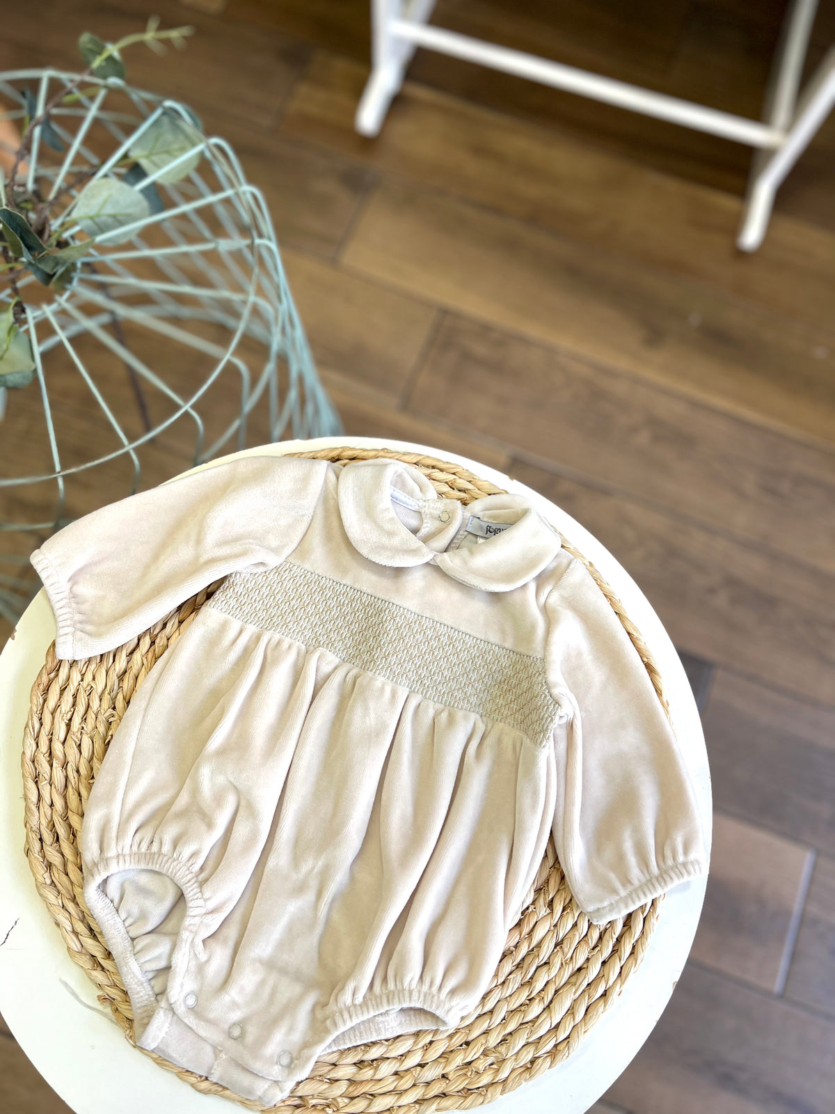 Pagliaccetto in ciniglia punto smock Beige