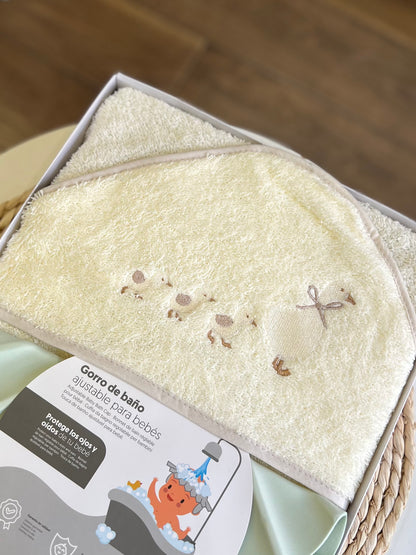 Accappatoio triangolo con cuffia da bagno Cuak beige