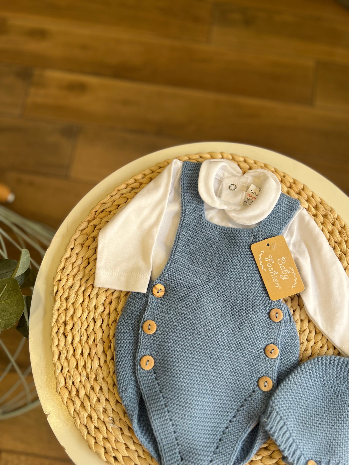 Set cappellino,body e pagliaccetto in maglia