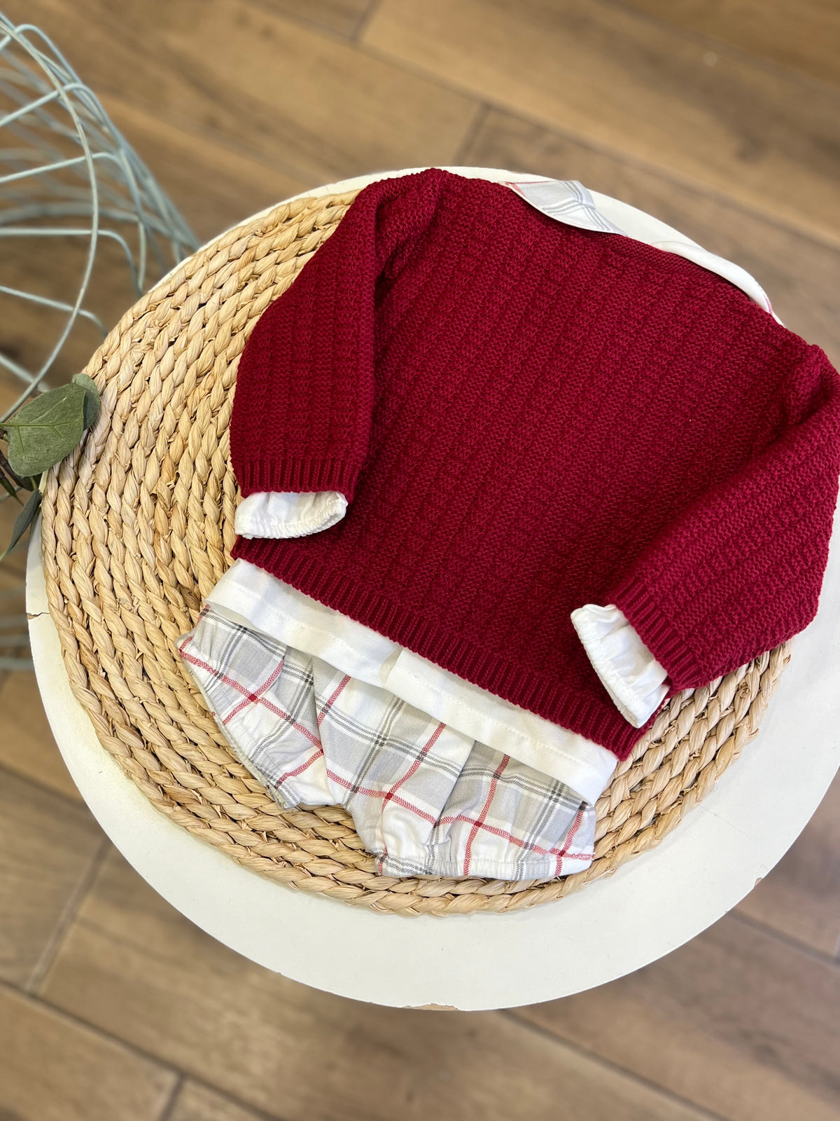 Completo invernale Borgogna camicia, cardigan e pantaloncino