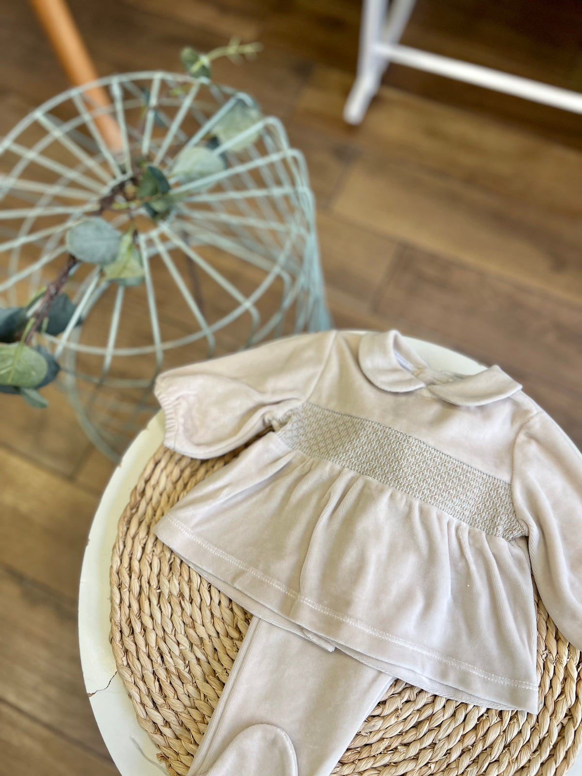 Completo in ciniglia punto smock Beige