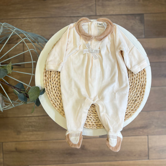 Tutina in ciniglia fiocchetto beige