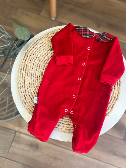 Tutina in ciniglia rossa con colletto tartan