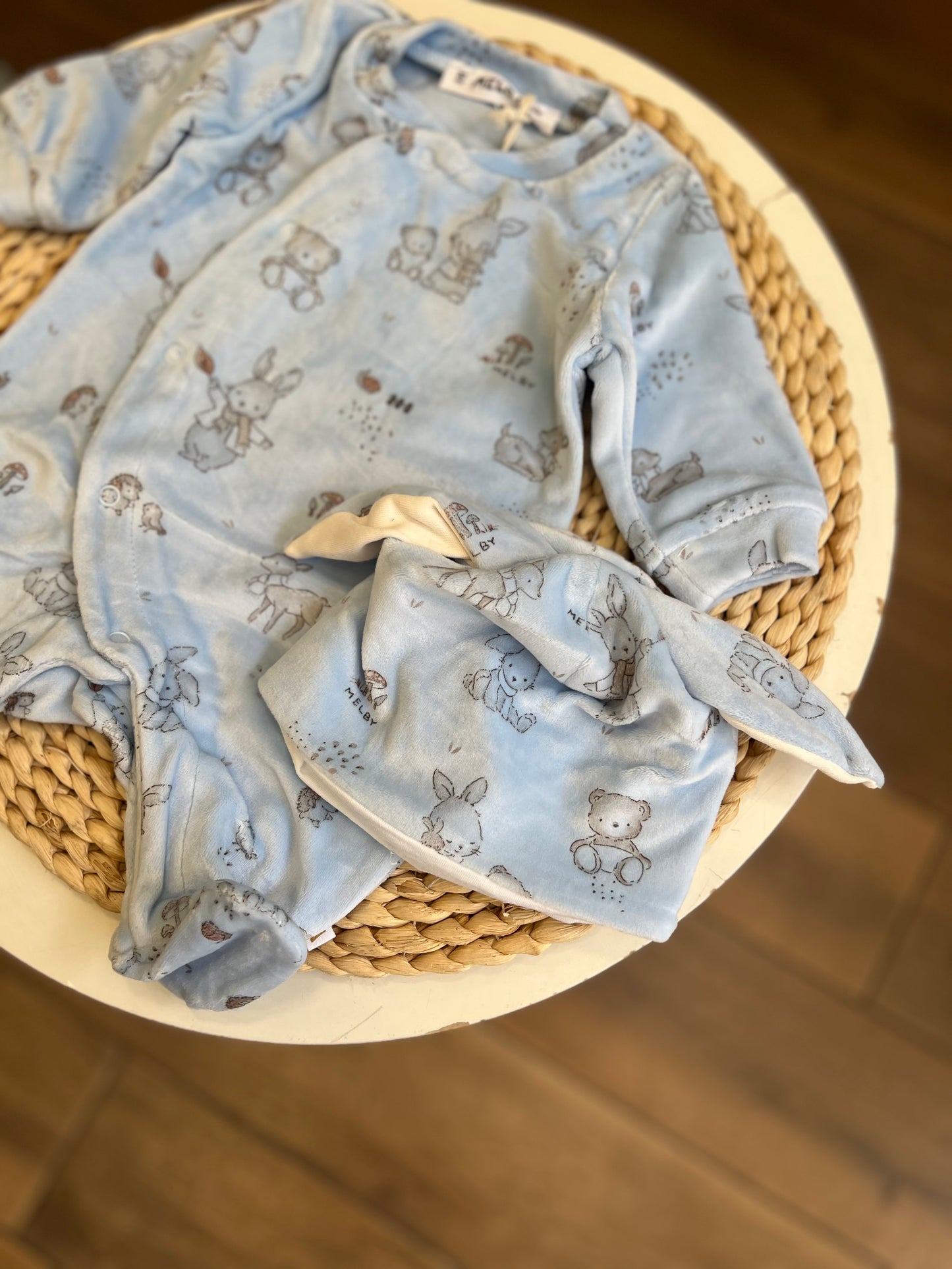 Tutina in ciniglia Soft con cappellino Wood Celeste