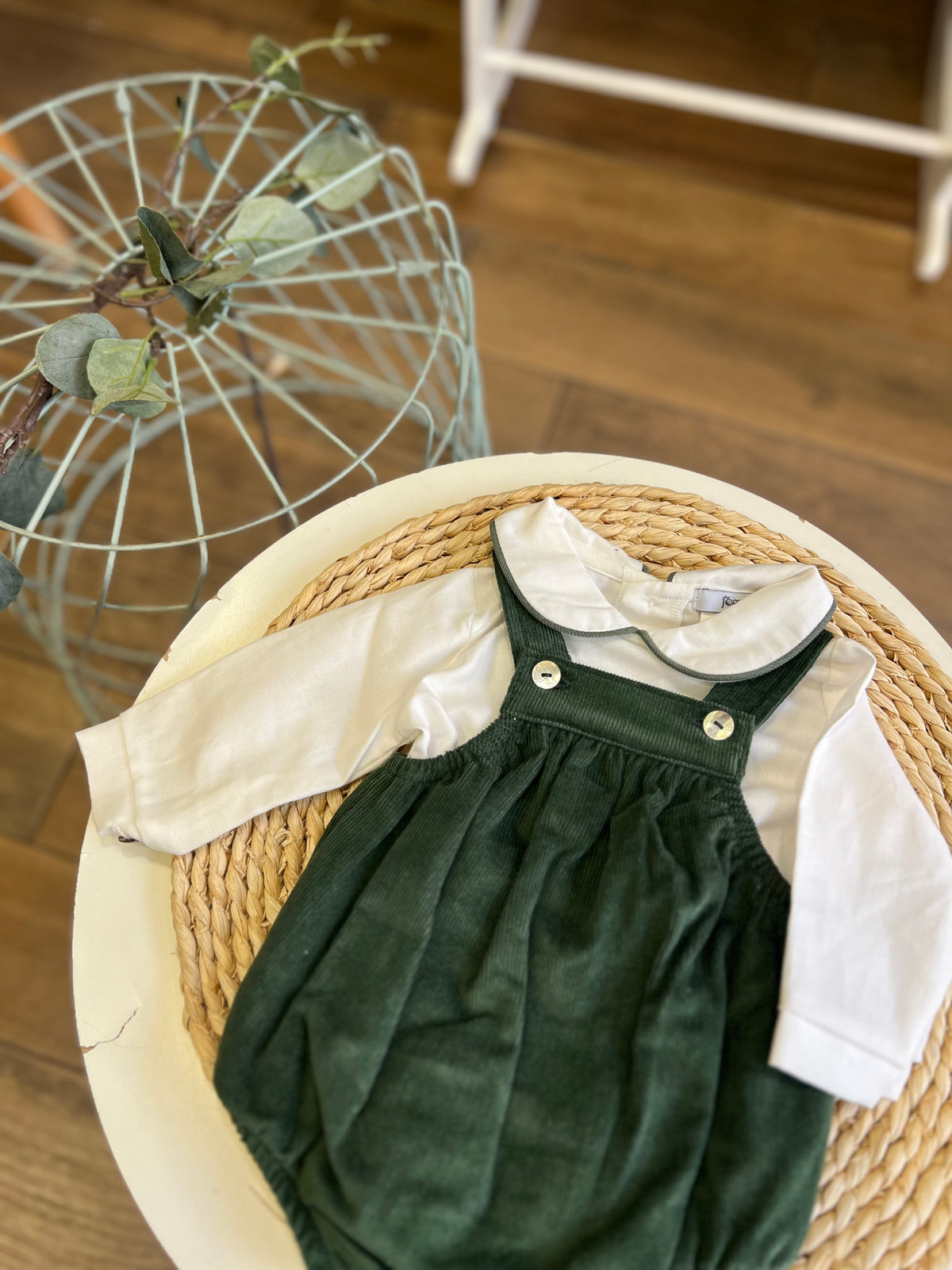 Completo invernale salopette costine e body Verde