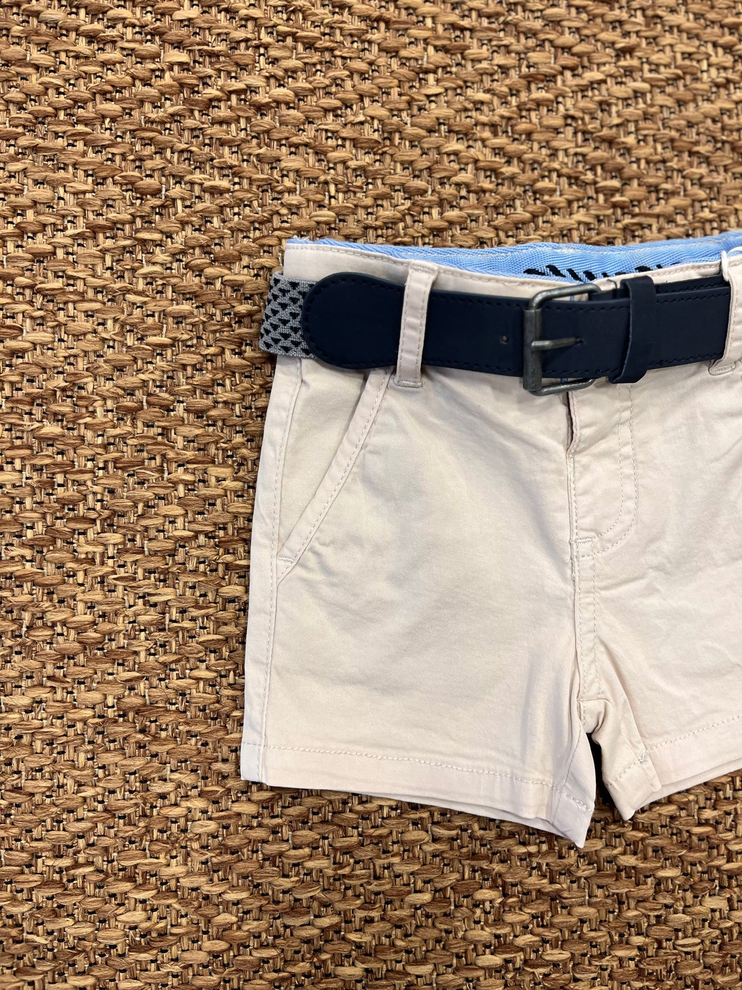 Short con cintura