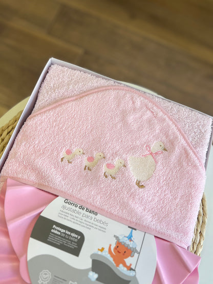Accappatoio triangolo con cuffia da bagno Cuak rosa