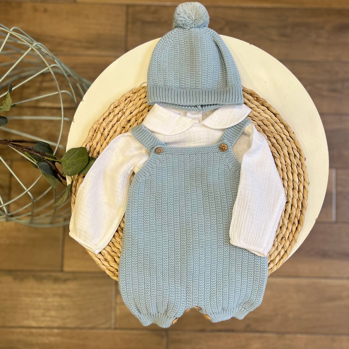 Completo invernale camicia, salopette e cappellino Azul