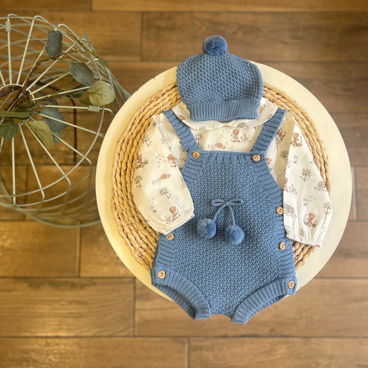 Completo invernale camicia, salopette e cappellino Azafata