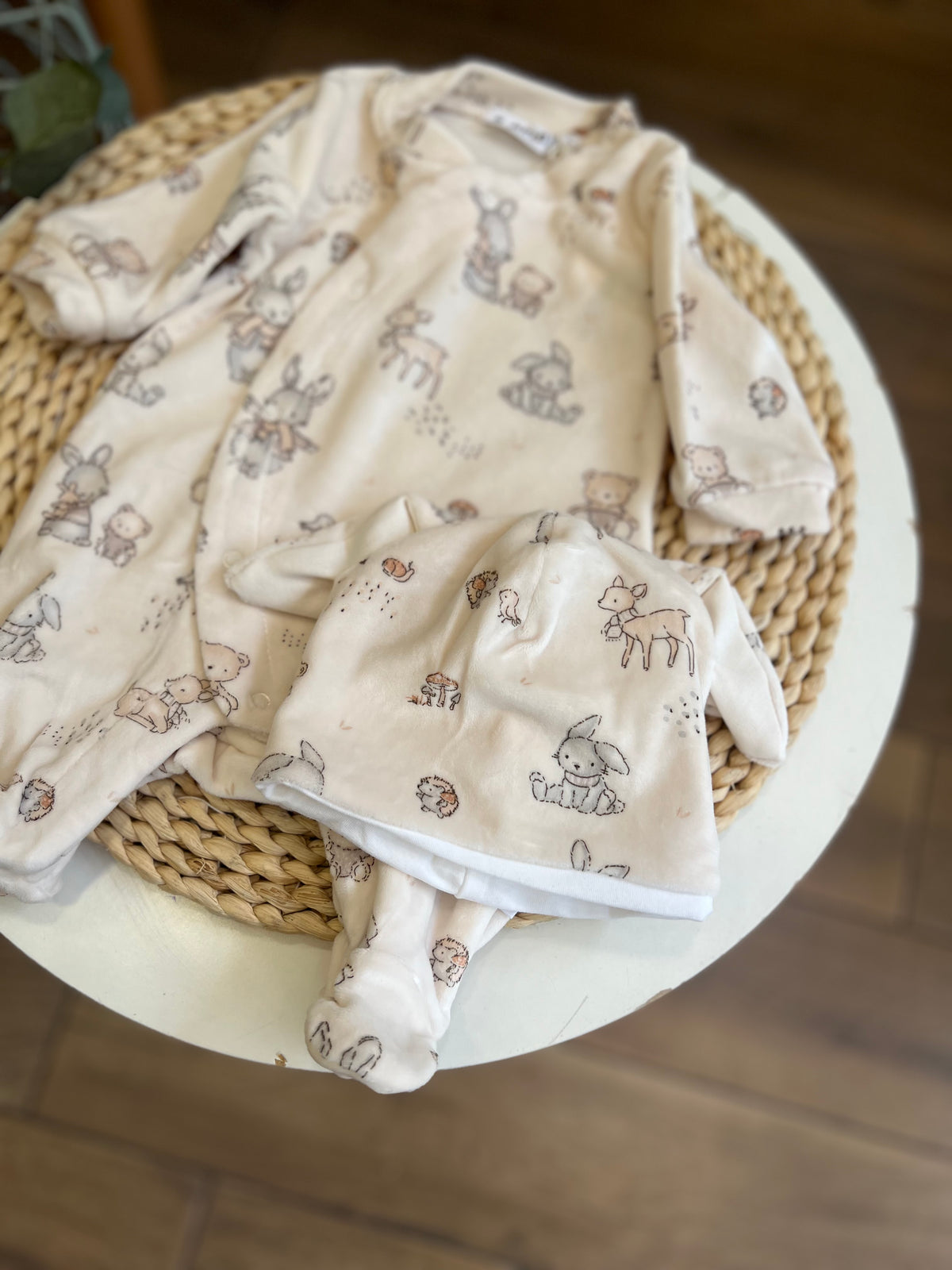 Tutina in ciniglia Soft con cappellino Wood Neutra