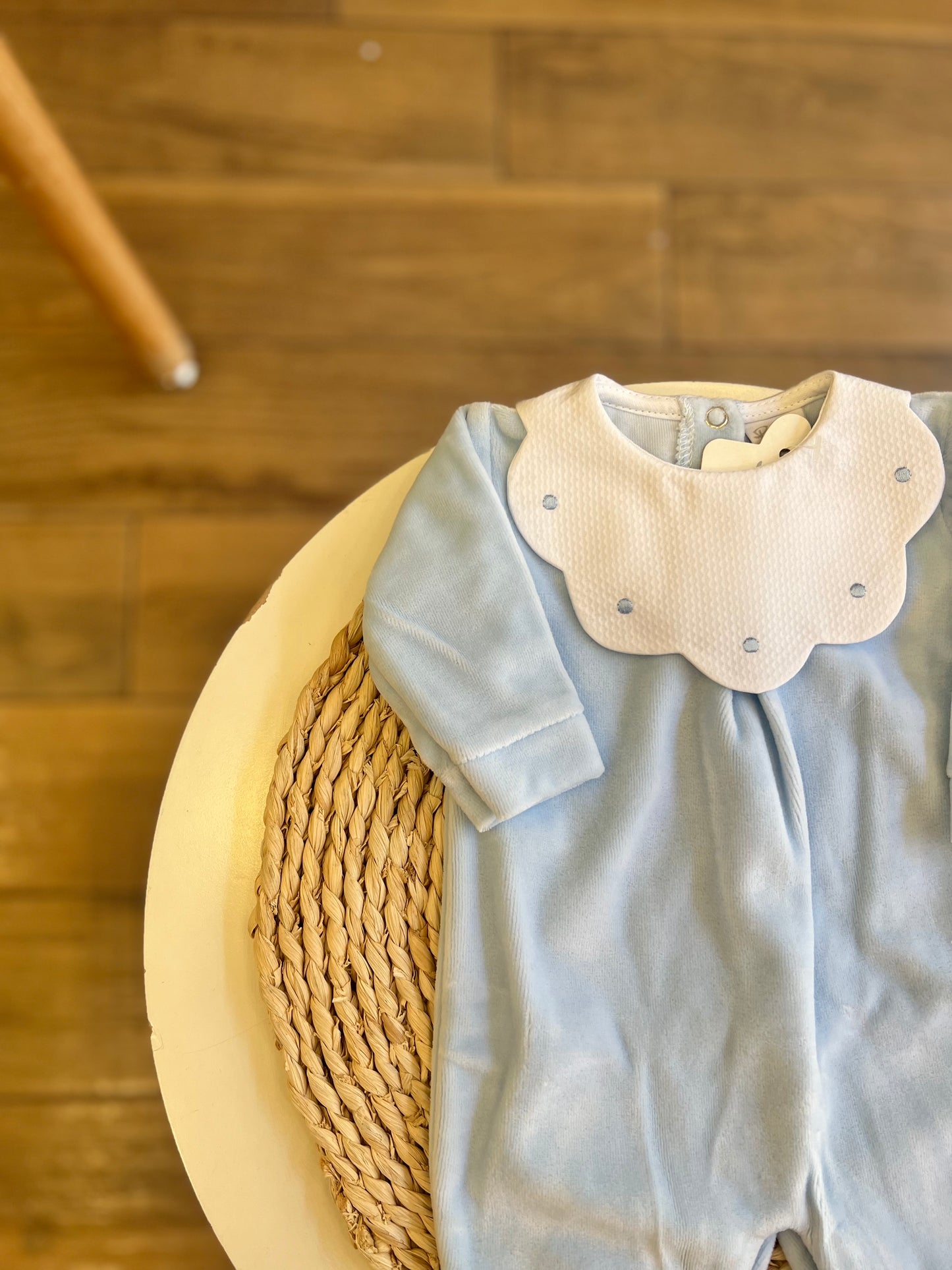 Tutina in ciniglia con colletto Nuvola Pois