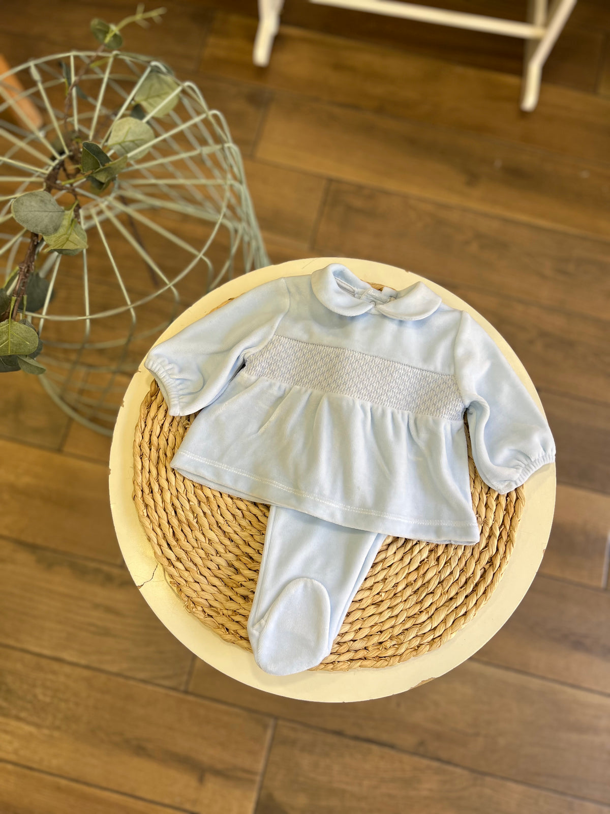 Completo in ciniglia punto smock Celeste