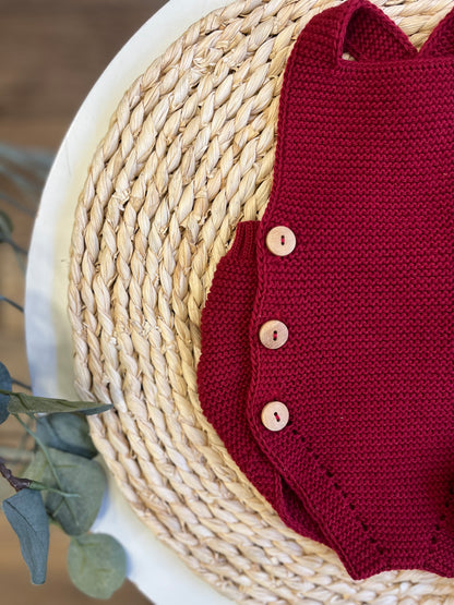 Set cappellino e  pagliaccetto in maglia