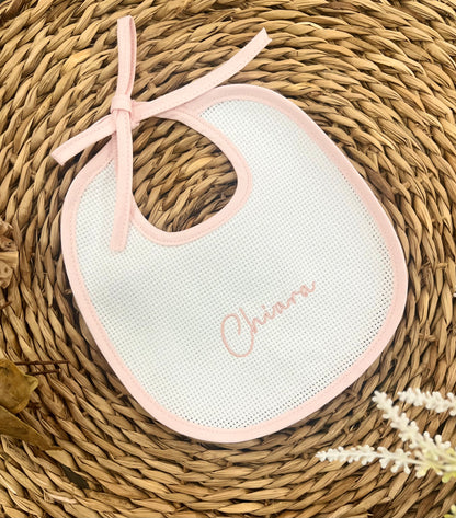 Bavetta con nome ricamato