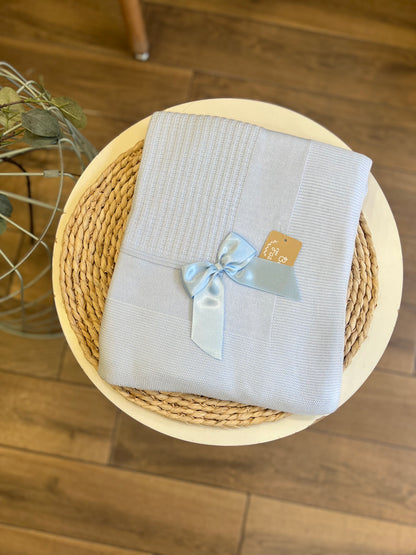 Coperta primavera/estate con fiocco in raso Celeste