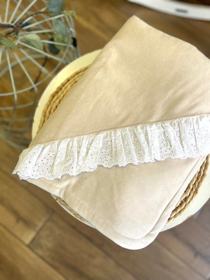 Coperta ciniglia Beige con inserti sangallo