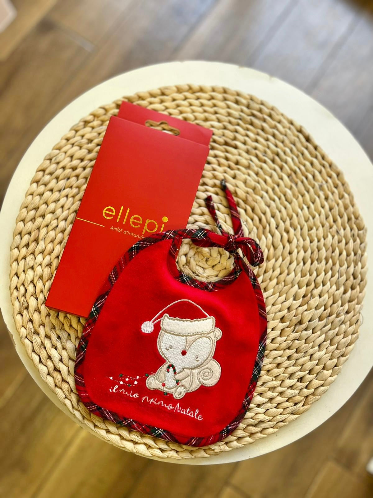 Bavetta Natalizia con scatolina rossa