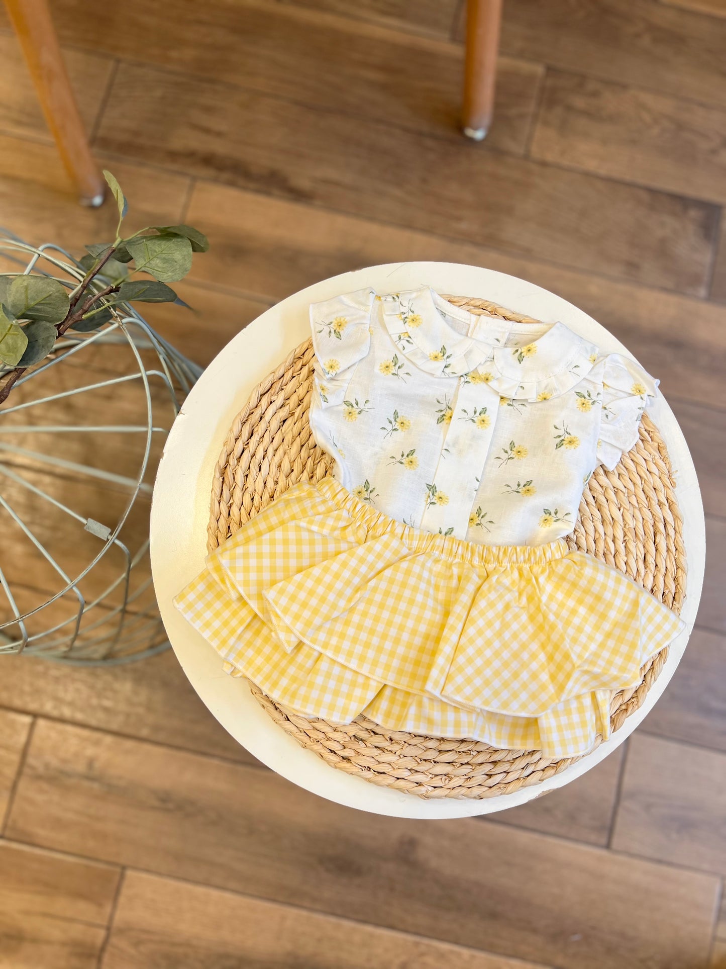 Completo camicia e gonnellina culotte