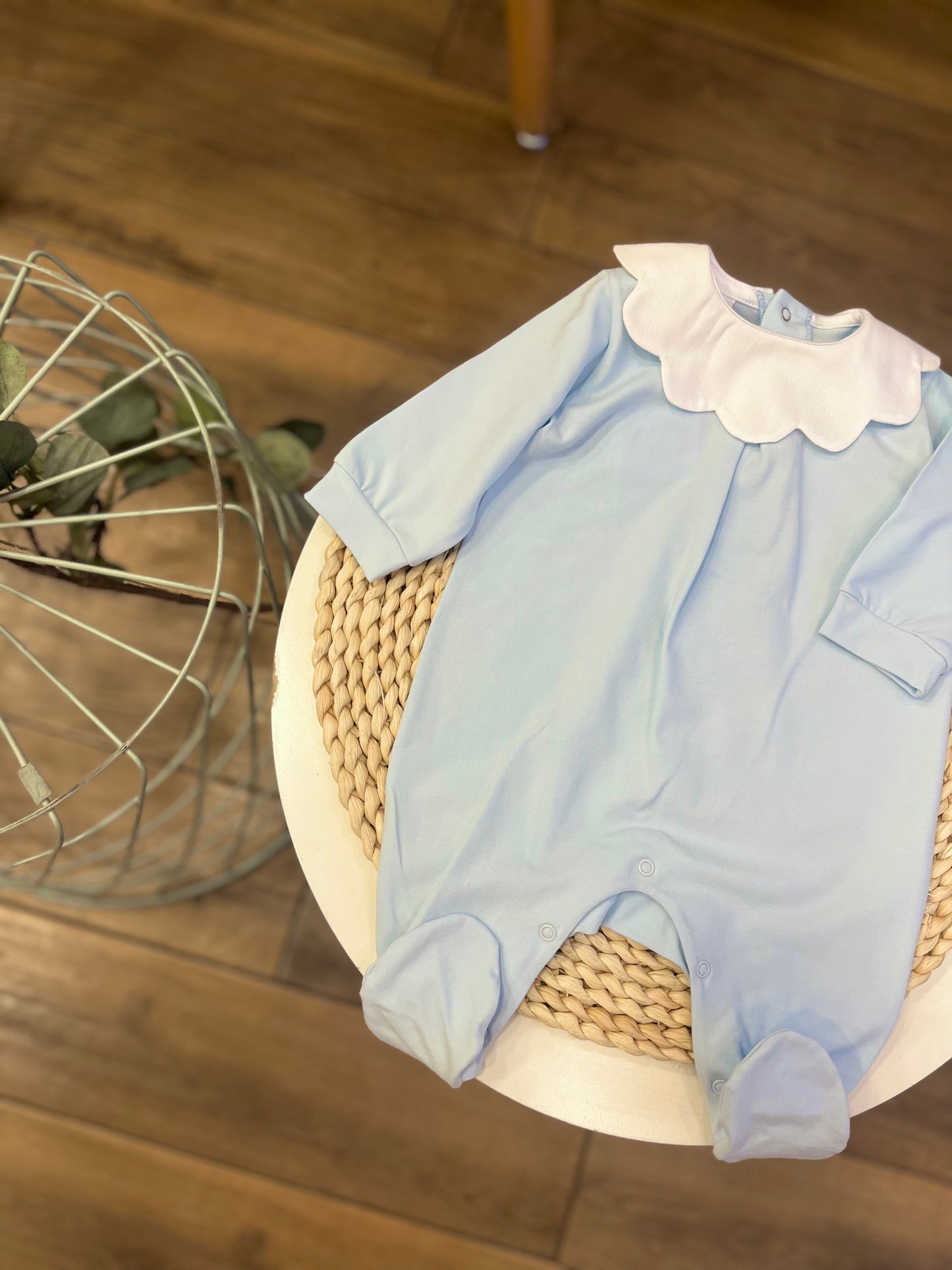 Tutina in cotone con colletto