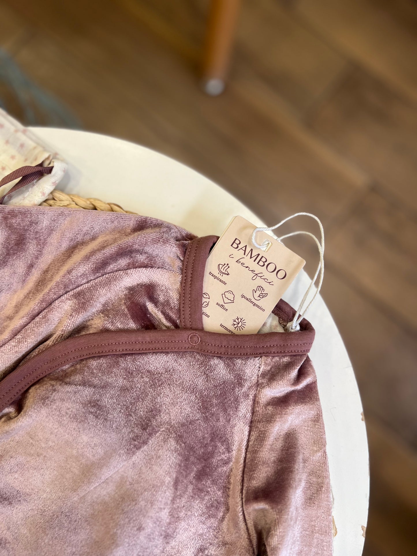 Completo in ciniglia Soft Bamboo con sacchetto Rosa cipolla